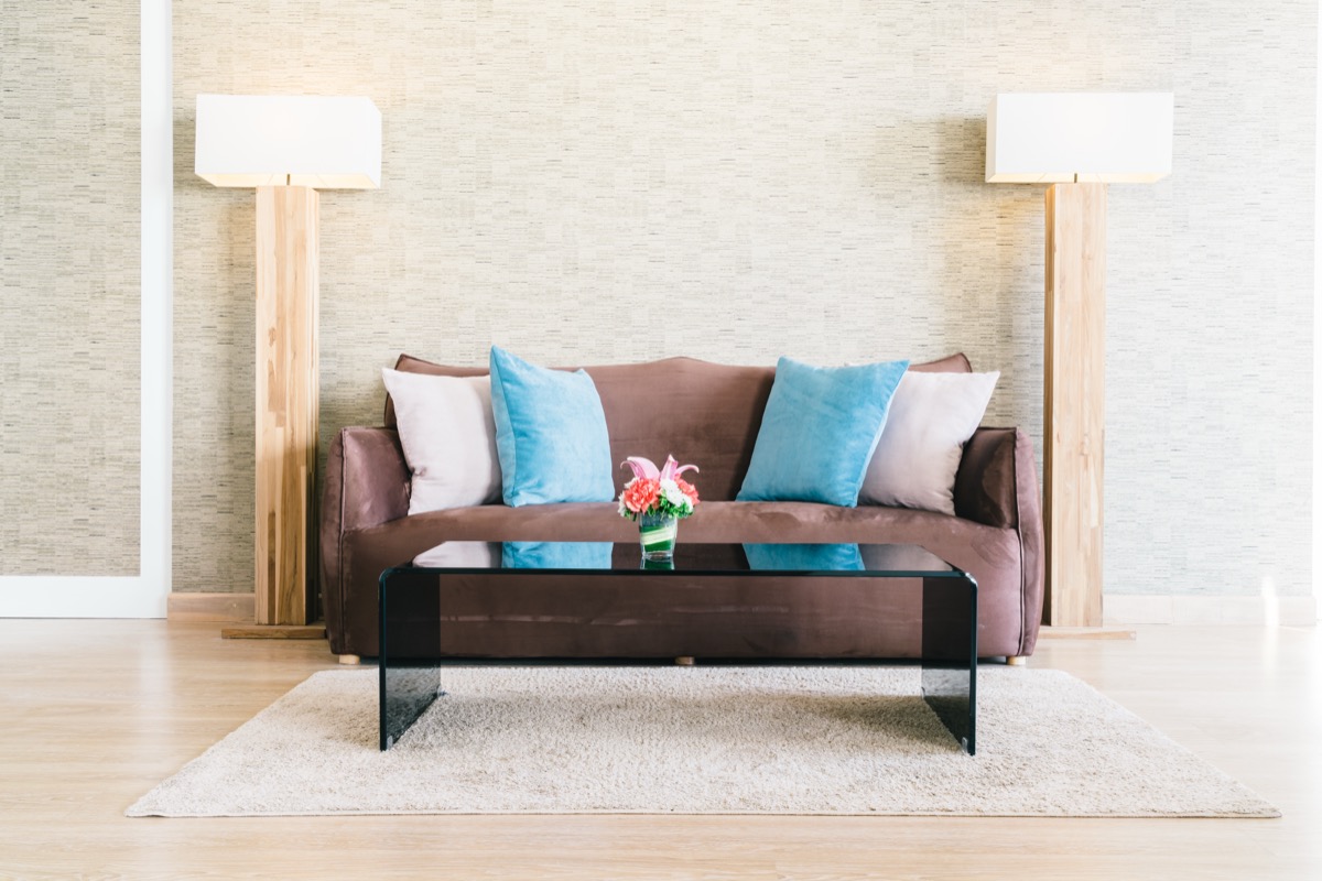 Czym różni się sofa od kanapy? Odkryj tajniki mebli