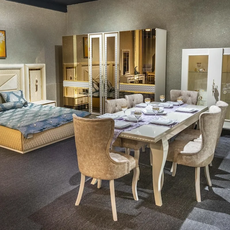 Nowoczesna sypialnia ze stołem i meblami do wystroju wnętrz