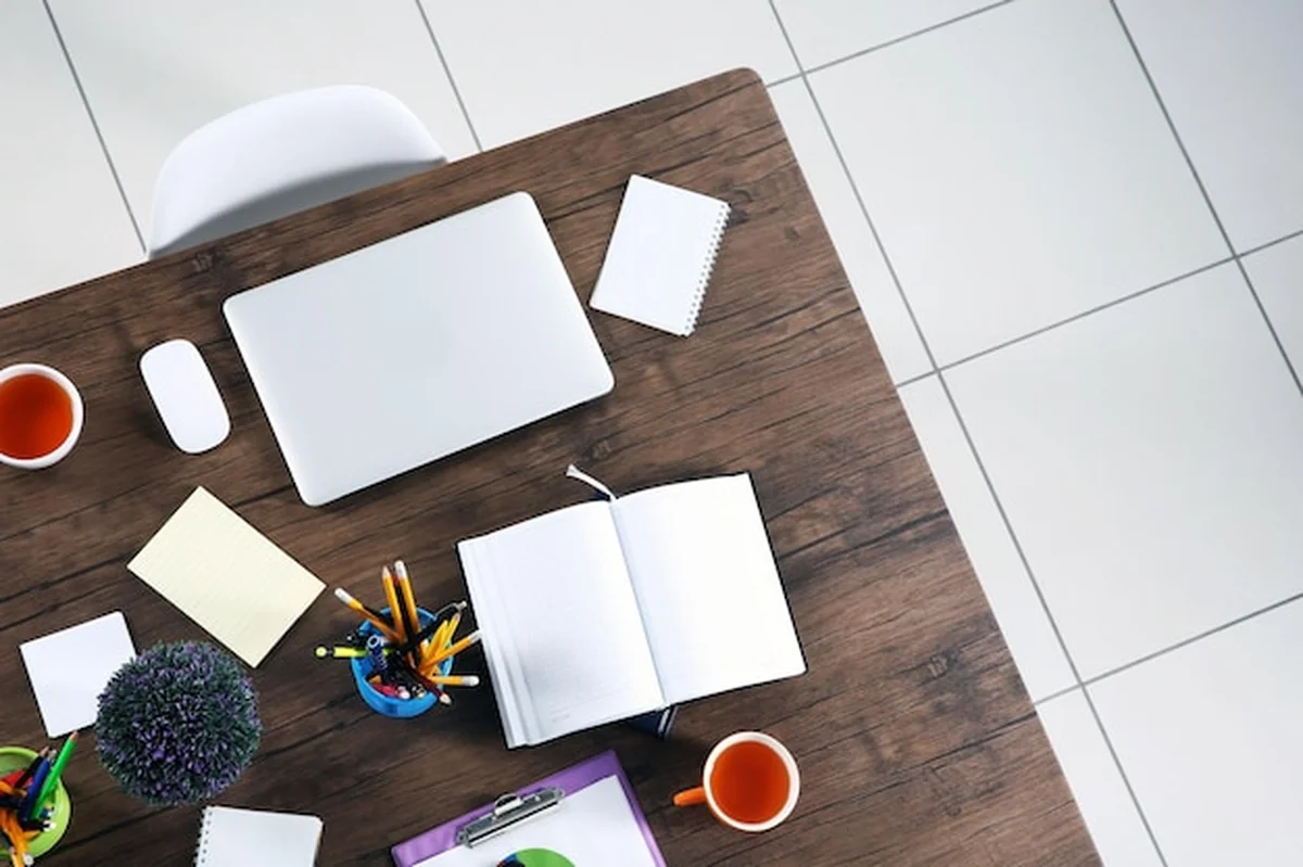 Stół biurowy do spotkań widok z góry