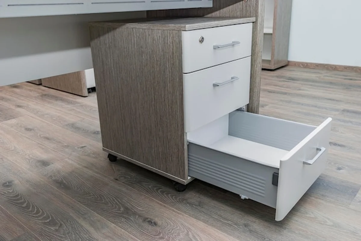 Nowoczesna stylowa szafa z szufladami i pod biurkiem
